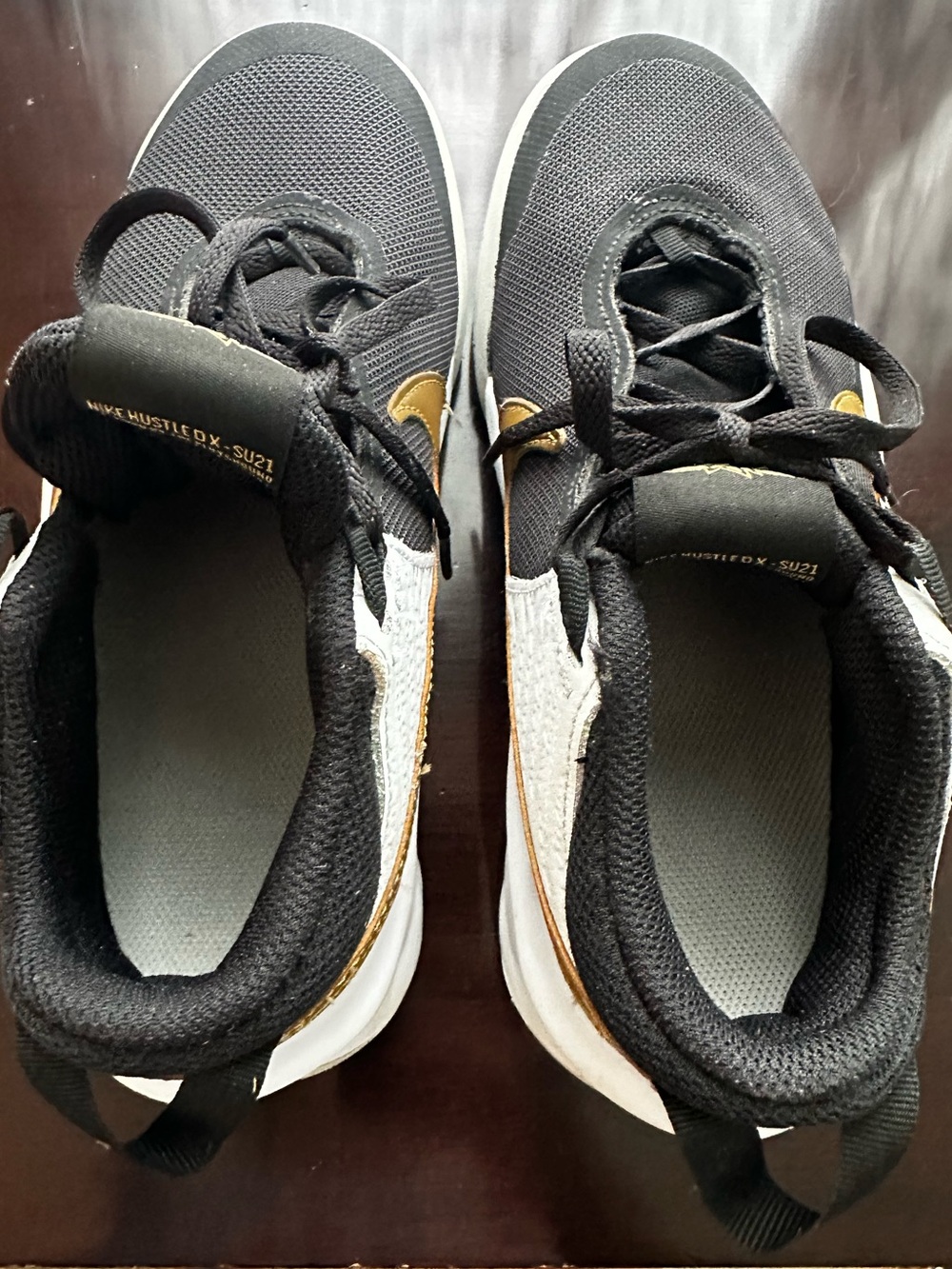 Nike Black, White and Gold Low-Top Sneakers - Picture 5 of 9